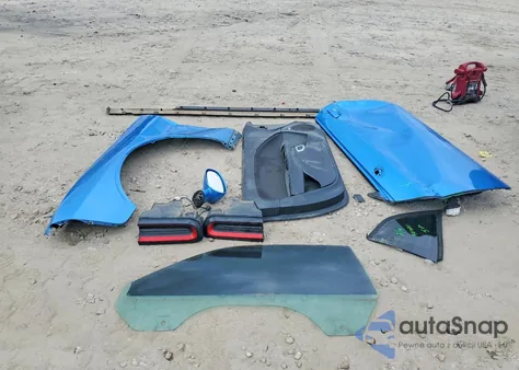 2015 Dodge Challenger Sxt z USA, uszkodzony, nr VIN 2C3CDZAT7FH782806